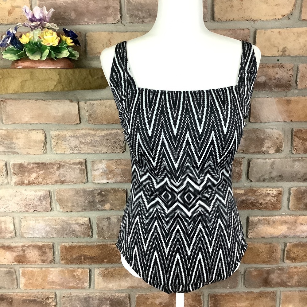 GOTTEX Square-Neck Geo Pattern One Piece Swimsuit 65